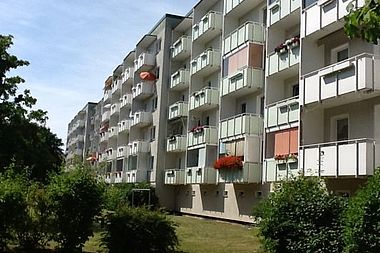 Bild zu Mit Balkonverglasung! 2-Zimmer-Wohnung mit Dusche in Rostock-Lütten Klein