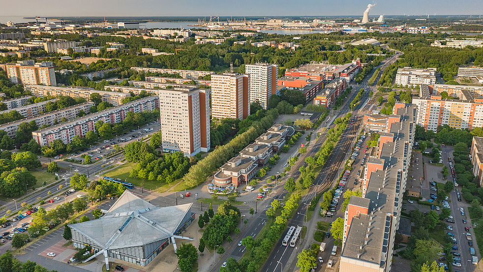 Luftbildaufnahme der Neubaugebiete im Rostocker Nordwesten