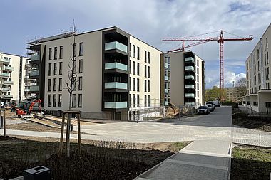 Bild zu Noch zu errichtende 3-Zimmer-Wohnung mit Süd-/Ostbalkon und Badewanne in Rostock-Lichtenhagen